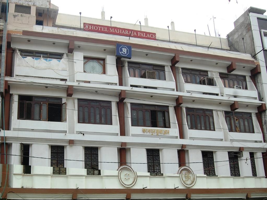 Oyo 4956 Hotel Maharaja Palace Kanpur Exterior foto